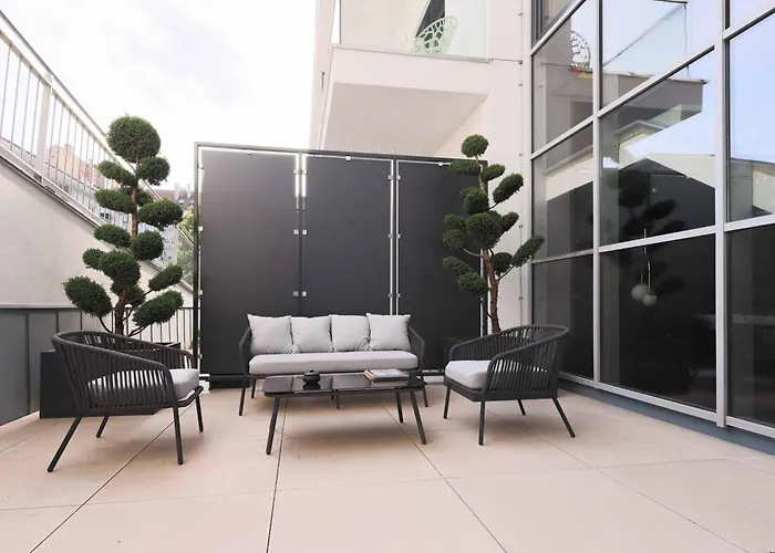 The Penthouse At Eco Smart Apartments Nürnberg